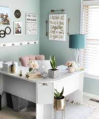 Office Decor Is Something Personal But Should Still Stay Professional Find Amazing Office De Office Interior Design Home Office Decor Medical Office Interior