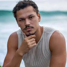 Prisão de Tião Galinha marca conquista de Samuel Bernardo em Renascer