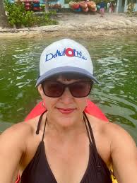 What are good stand-up paddleboards for paddling with dogs in Western North  Carolina?