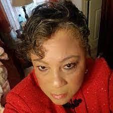 Denise Spratley's Instagram, Twitter & Facebook