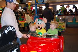 John Chris, Candice, Ryland, Reed, Ridley, and Super Cooper: Chuck E Cheese 