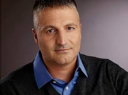 Get Your Venture Backed with Persuasive Data Viz: An HBR Collection for  Building the Perfect Pitch Deck by Berinato, Scott; Baehr, Evan; Loomis,  Evan: New (2019)