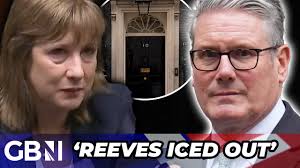 Keir Starmer and Rachel Reeves were seen at the pub after their Number 10  departures, but some people still managed to get wound up by this 🤦‍♂️