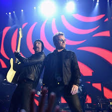 Tonight and tomorrow, fans can relive the ✨magic✨ that happened at the 2019 iheartradio music festival! U2 Iheart Music Festival 2016 By U2spain