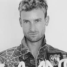 Max Hooper Schneider