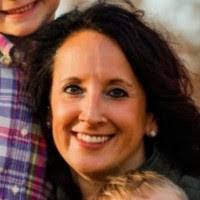 Heather Hibbs's Instagram, Twitter & Facebook