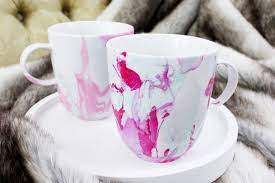 Entsprechend kann man die mehle fast ersetzen. Tassen Marmorieren Mit Nagellack Diy Anleitung