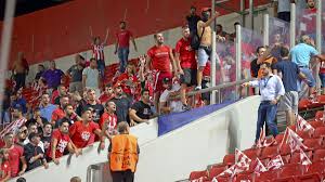 Nikos vergos' loan to real madrid castilla ended. Kevin Grosskreutz Verteidigt Die Fans Des Fc Bayern Nach Polizeigewalt In Piraus Eurosport