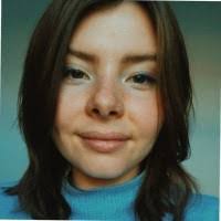 Babs Sharp's Instagram, Twitter & Facebook