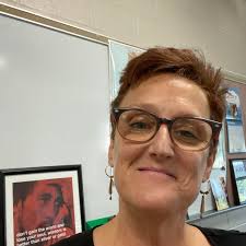 Are there any bitless and bridleless horse farms around Frenchtown, NJ area?