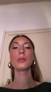 Nicole Eisner Video China Nihao