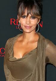 Halle berry was rumored to have spent time dating wesley snipes in the early '90s. Halle Berry Starportrat News Bilder Gala De