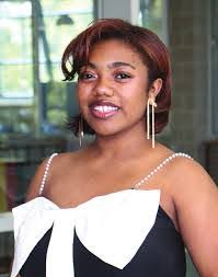 Christine Deming's Instagram, Twitter & Facebook