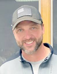 Brian Carstens's Instagram, Twitter & Facebook