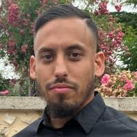 900+ profils pour “Amour”