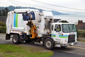 1,000+ vectors, stock photos & psd files. Seattle Rolls Out Electric Garbage Trucks In Pioneering Transition Away From Fossil Fuels Geekwire