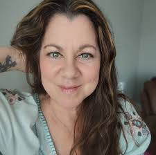 Photographer for indoor 1st birthday cake smash shoot?