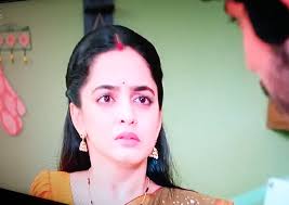 I alread know he's going to say Sailee was helping Sudhakar that Angry bird  🐦 brother in-law 🤦‍♀️🤦‍♀️ I don't like you Renuka you always happy when  Sachin and Sailee fights ,