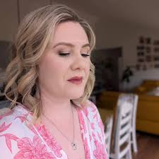 Happy one week anniversary to Ellen and her beautiful little tribe. The  most special morning glamming Ellen and her talented bridesmaid Jenner, who  did Ellen's hair. Also, Canberra spring! How stunning are