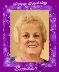 Do you see the fireworks lighting up the sky? Well, it is because this  lovely lady is celebrating her birthday today!❤🎂 What a special day to  celebrate a birthday, the 4th of