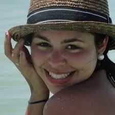 Laura Candelaria's Instagram, Twitter & Facebook