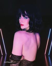 Kallmekris Sexy Tits and Ass Photo Collection - Fappenist