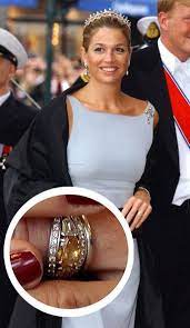 The Most Famous Royal Engagement Rings In Recent History Royal Engagement Rings Royal Rings Twig Engagement Ring Set