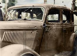 Amazon.com: 1934 Bonnie & Clyde Death Car 11x14 Photo Print: Posters &  Prints