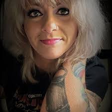 Jessica Chaney's Instagram, Twitter & Facebook