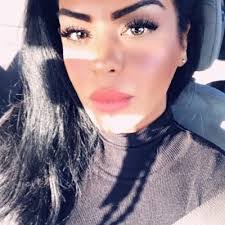 Nadia Savage's Instagram, Twitter & Facebook