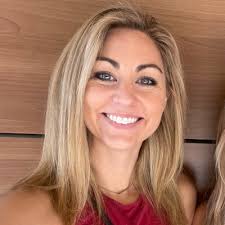 I'm incredibly honored to receive the "Exceeding Expectations" 2024 award!  🎉 This recognition is a testament to the amazing team I have the privilege  to work with every day. I'm excited to