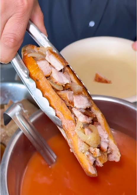 Torta Ahogada: Un Delicioso Icono de Guadalajara