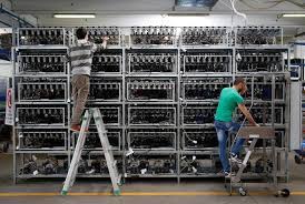 Peneliti menemukan bahwa 23% organisasi secara global dipengaruhi oleh malware cryptomining, selama januari 2018. Menambang Bitcoin Cuma Bikin Rugi Tapi