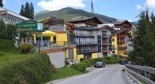 Die sonne erwacht um 6:03 uhr und verabschiedet sich gegen 20:27 uhr. Appartement Hotel Sonneck Wald Im Pinzgau Austria Booking And Map