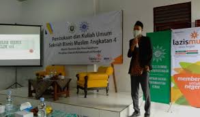 Model fashion baju muslim yang tampil makin modern dan modis kini menjadi salah satu jenis busana pilihan. Km7kyi 6raqp8m