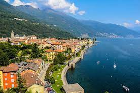 Le lac majeur est l'un des plus beaux lacs italiens. Les Jardins Du Lac Majeur Voyage Scolaire Italie