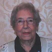 Mariam Burton's Instagram, Twitter & Facebook