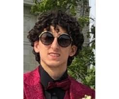 Kay Russo's Instagram, Twitter & Facebook