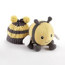 Whether you're new to knitting or you've been knitting for years, sites are uploading new patterns every single day. Minecraft Bee Plush
