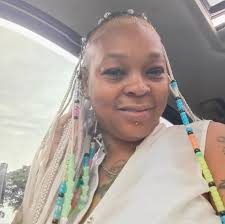 Yandy Smith took a photo with her son Omere, who completely resembles his  mommy. Those eyes are to die for! http://ow.ly/C1BP50xRFZa