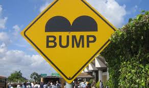 Black And Yellow Signs From Around The World 10 Wacky Road Signs Around The World Road Signs Funny Road Signs Traffic Signs