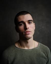 ✨ SOFIA CARSON + COREY MYLCHREEST ✨ will star in MY OXFORD YEAR! The film  follows Anna, an ambitious young American who sets out for Oxford  University to fulfil a childhood dream