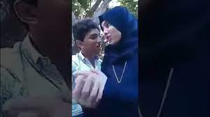 هايجين على بعض لحس رقبة محجبات 🤤💋 - YouTube