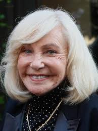 Michèle Torr, 77 ans, en couple avec un homme de 32 ans raconte la réaction  de ses enfants face à cette relation