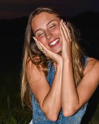 Hailey Hutcheson (@haileyhutchesonmusic) · Instagram 照片和视频