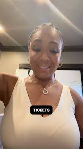 Antoinette Shepard's Instagram, Twitter & Facebook