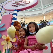 Selalunya aku suruh haikal cucuk dan susun mengikut warna fur sticks tu. Too Aw Some Di The Curve Pelbagai Aktiviti Menarik Disediakan Untuk Anak Anak Sempena Dengan Cuti Sekolah Enchanted Life Begins