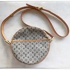 Maybe you would like to learn more about one of these? Louis Vuitton Round Crossbody Off 53