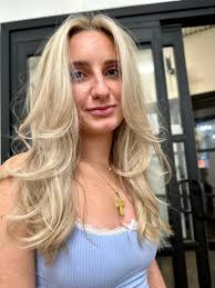 Experienced Hairstylist Offers Services in Hair Color and Grey Coverage  near Newberrytown