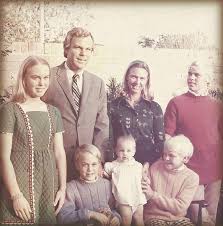 Decades after Aspen-bound plane crash, surviving brothers reckon with  trauma in documentary '3 Days 2 Nights'